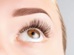 Laminacja rzęs w Kosmet Beauty Koszalin – naturalny lifting rzęs