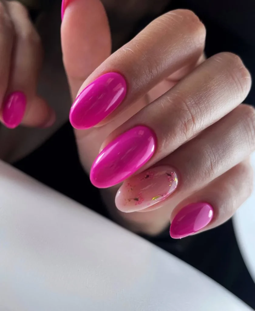 Manicure hybrydowy: realizacje specjalistek salonu Kosmet Beauty w Koszalinie
