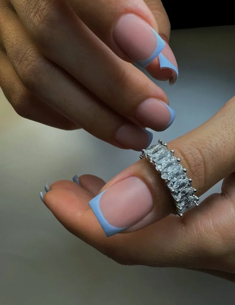 Manicure hybrydowy: realizacje specjalistek salonu Kosmet Beauty w Koszalinie