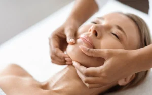 Masaż mioplastyczny twarzy w Koszalinie w salonie Kosmet Beauty