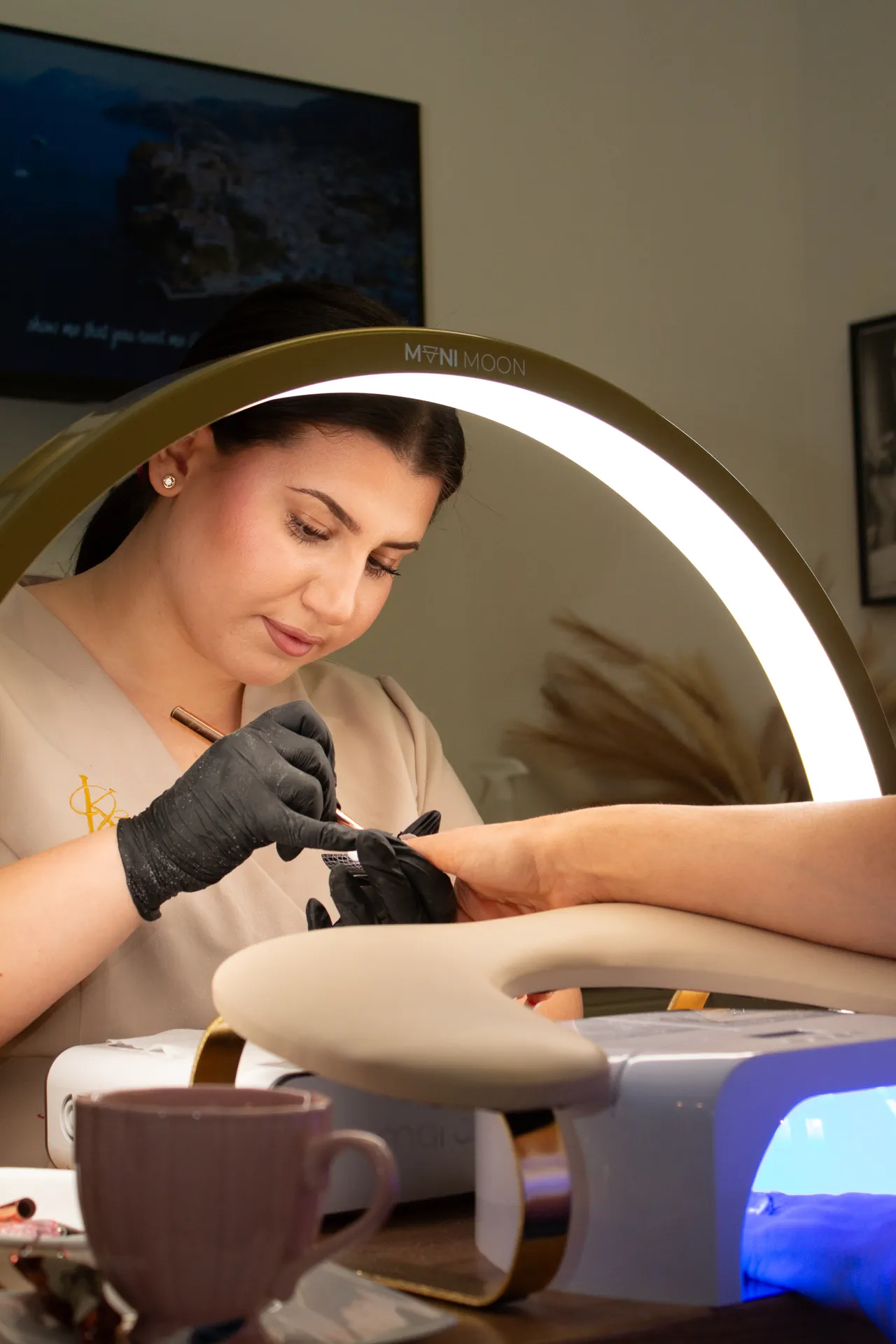 Manicure w Kosmet Beauty